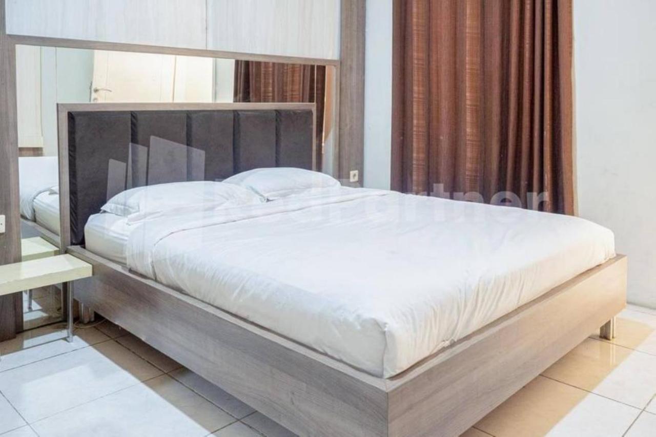 My Hommy Homestay Mitra Reddoorz Σουραμπάγια Εξωτερικό φωτογραφία